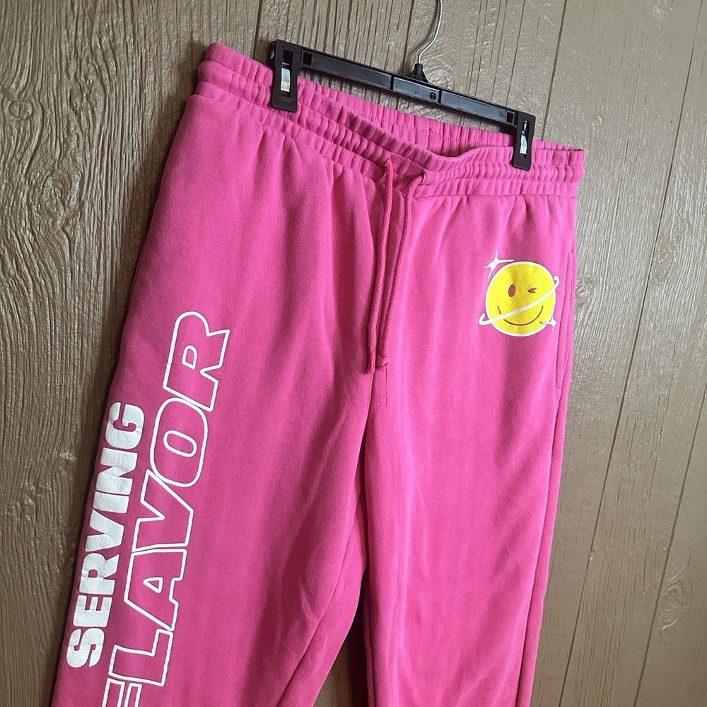 Poppi Forever Icon Serving Flavor Graphic Joggers Smiley Face Pink Sz XL Trendy - Picture 3 of 7